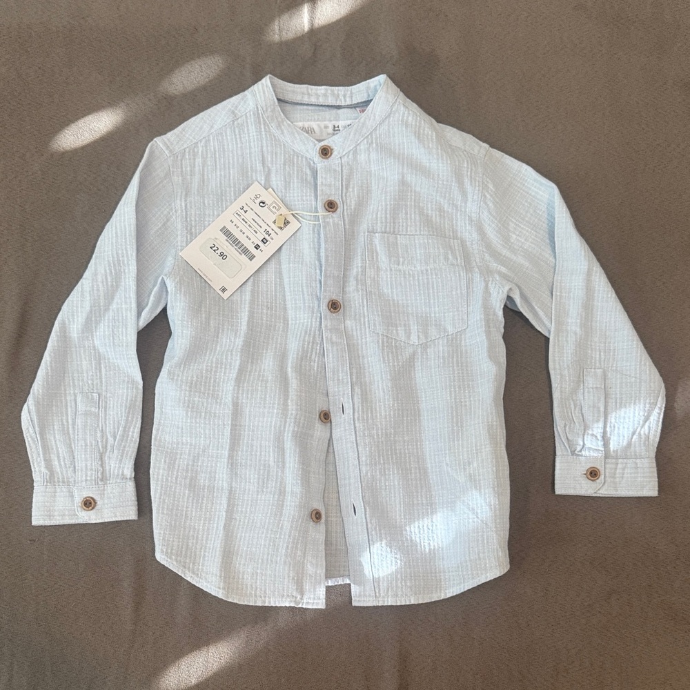NWT Zara Light Blue Button-Up Shirt 3-4